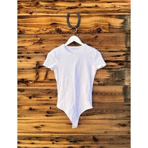 ABERCROMBIE & FITCH | Short Sleeve Bodysuit M